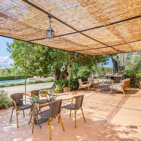 Els Garroverets Villa